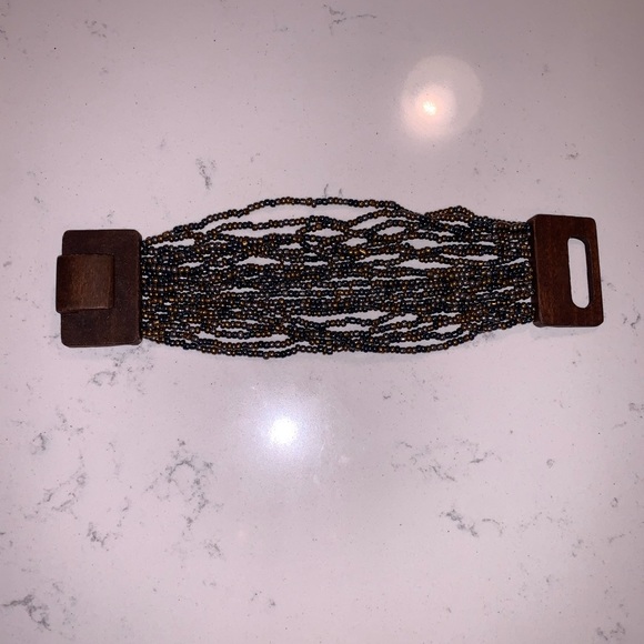 Bracelets - Picture 13 of 14